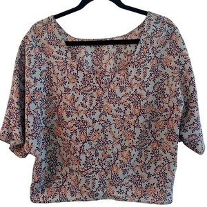 FOREVER JADE Women’s Short Sleeve Wide Cut Crop Blouse with Vine Print size M